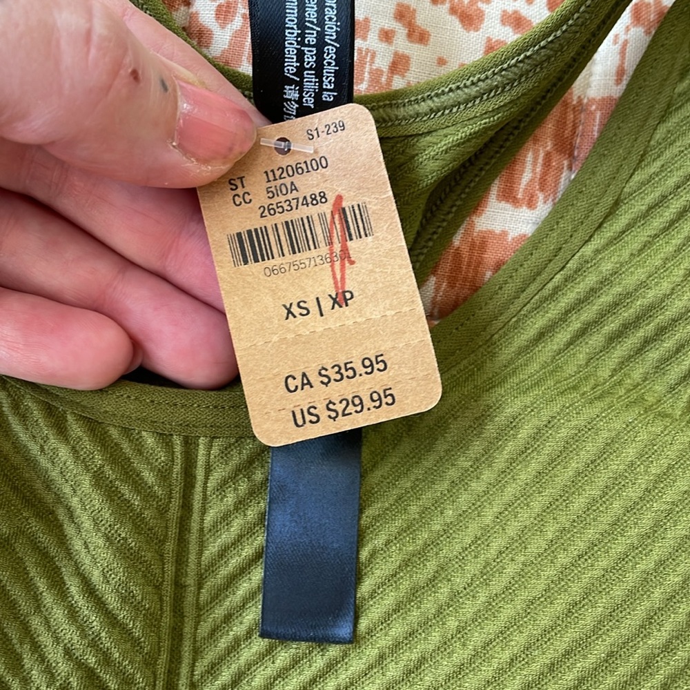 Victoria’s Secret Pink Active Seamless XS Green Sports Bra New with Tags NWT - Picture 5 of 6